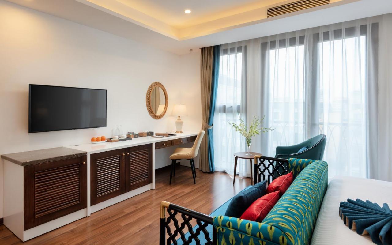 Minasi Hanoioi Lakeside Hotel Екстериор снимка